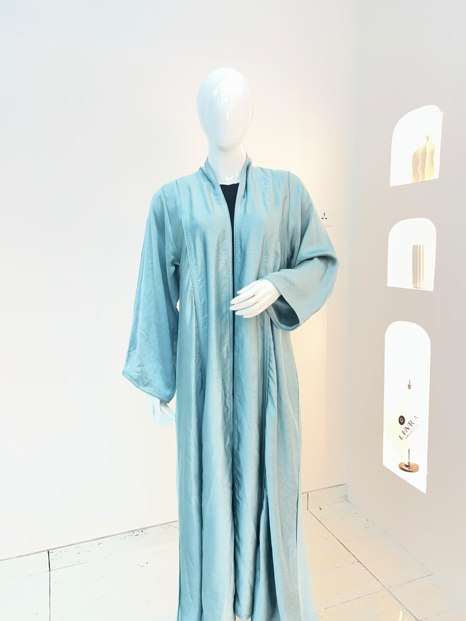 Liara Plain Colour Abaya