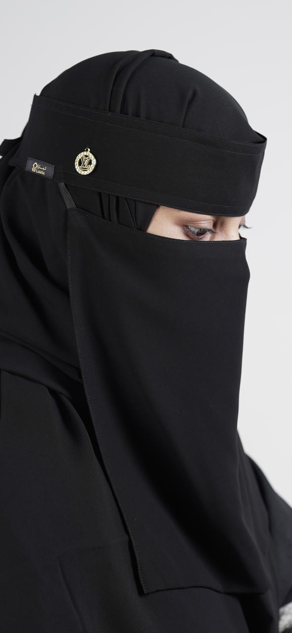 Liara Large Niqab with Round Locket – 11 Inch Length