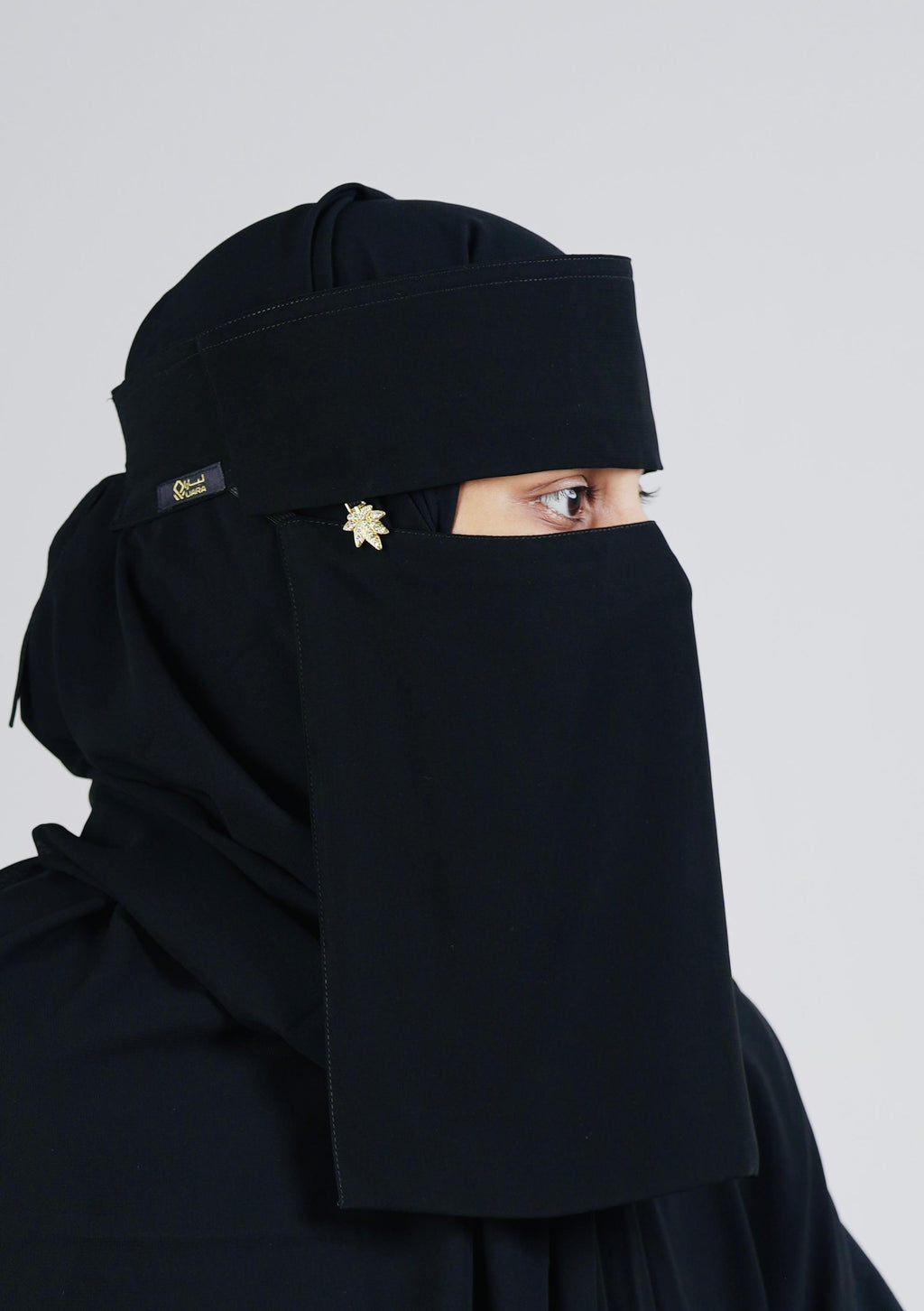 Liara Medium Flap Niqab with Leaf Locket – 10 Inch Length