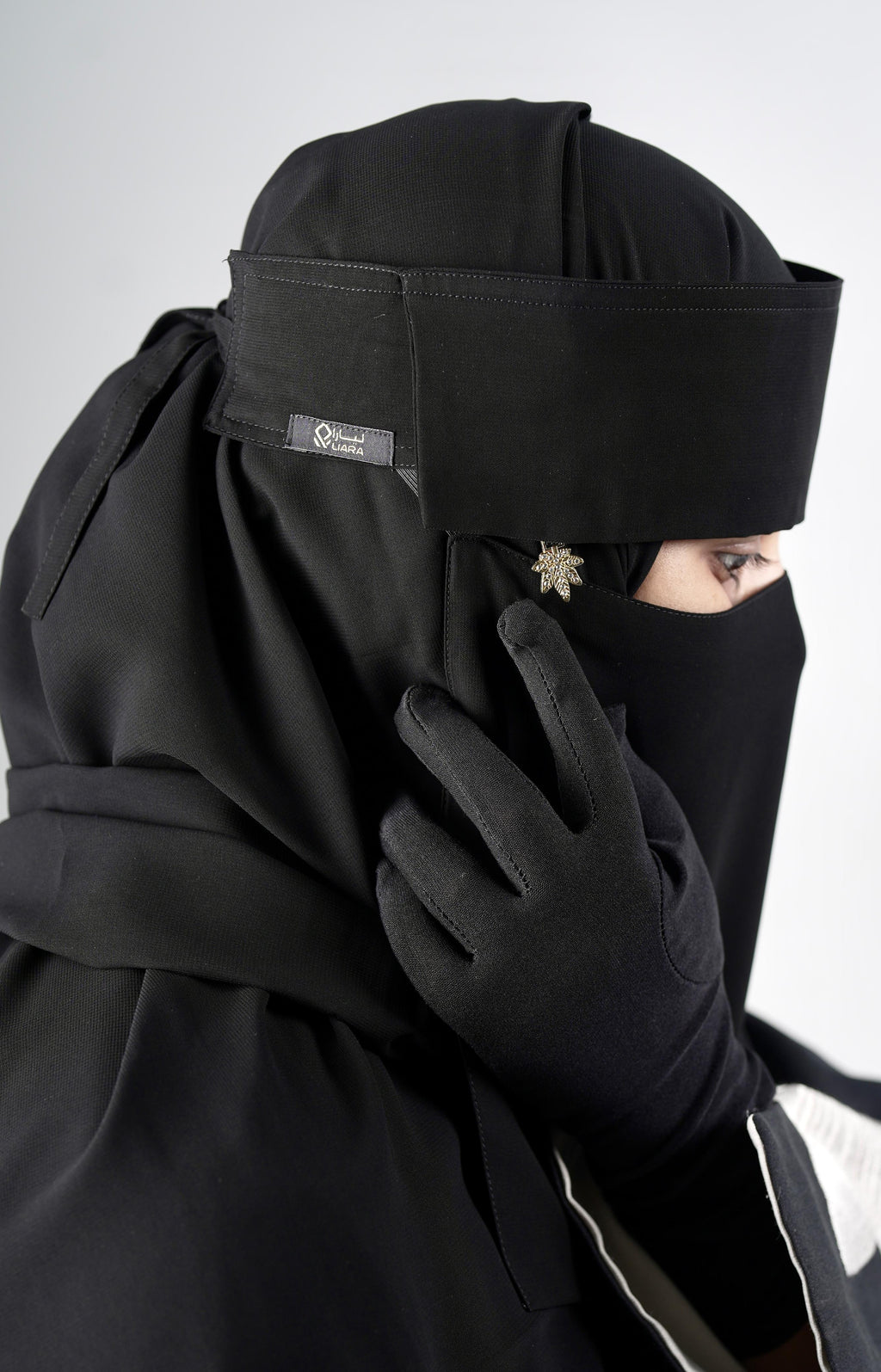 Liara Medium Flap Niqab with Leaf Locket – 10 Inch Length