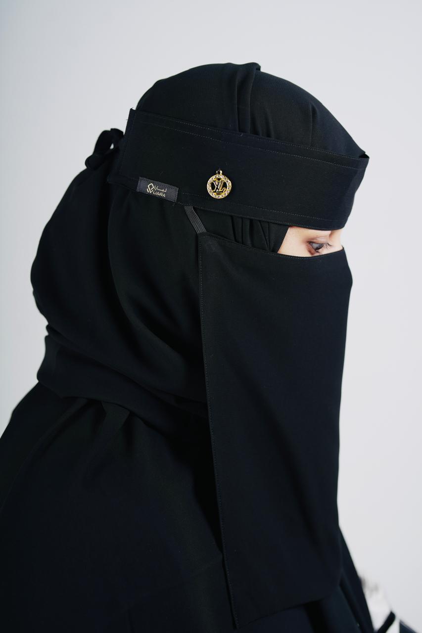 Liara Large Niqab with Round Locket – 11 Inch Length